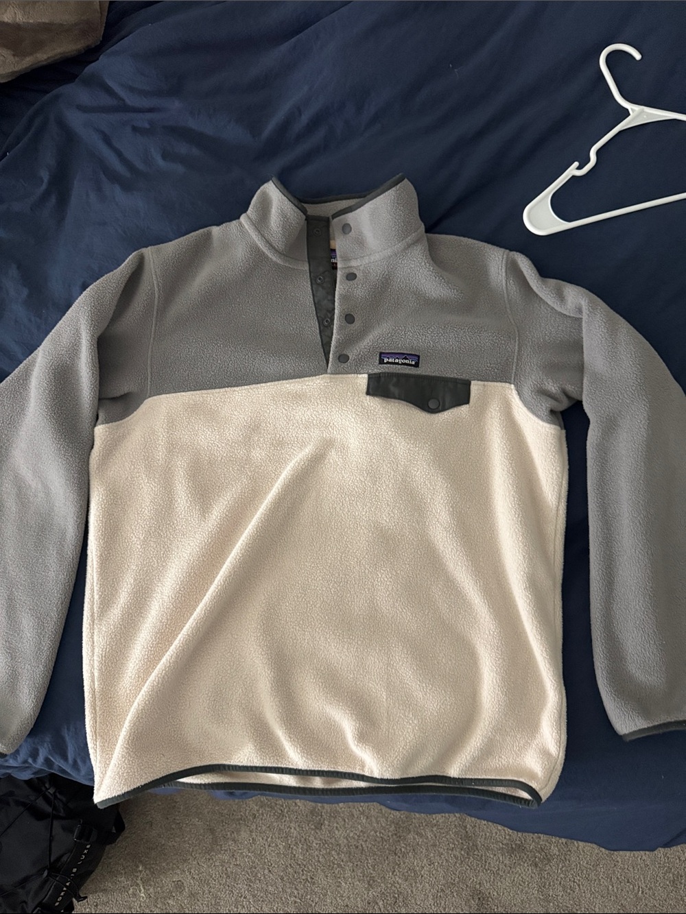 Patagonia Grey and Cream Snap-T Fleece Pullover